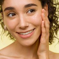 faces waso yuzu glow on shot serum