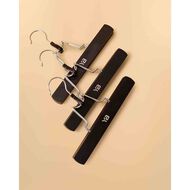 Hair Extension Storage Bag faces hair extension storage bag