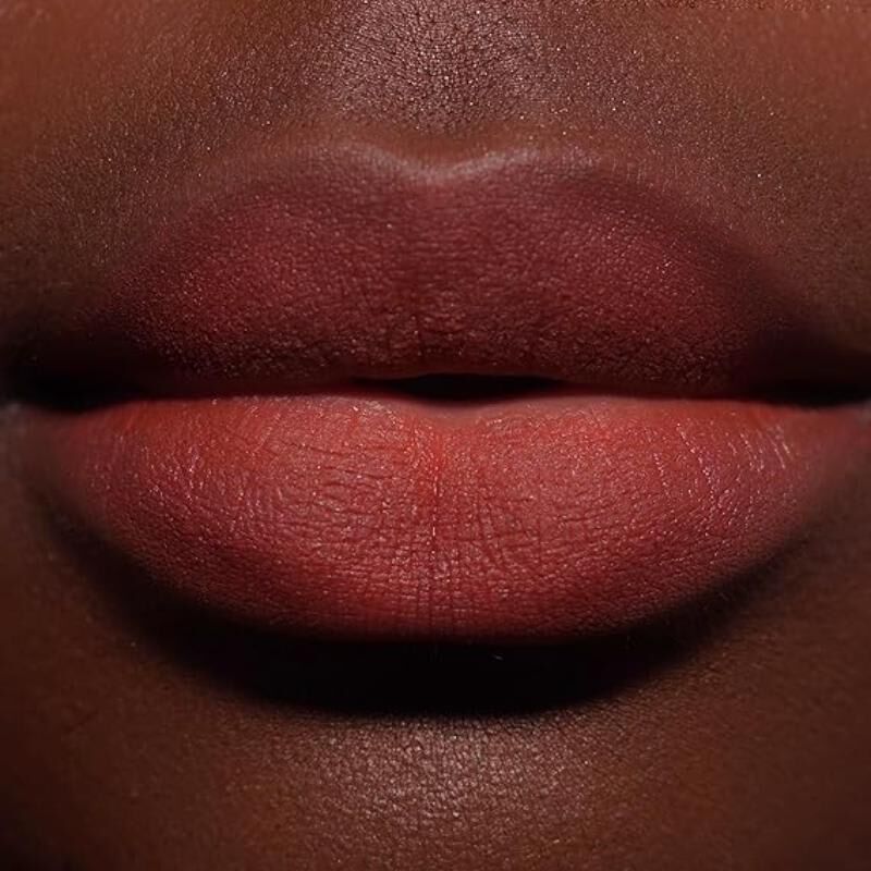 ريفلوشن روج سائل مطفي إير بلور من ريفوليوشن بييتشي