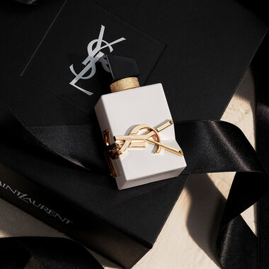 faces libre l eau nue