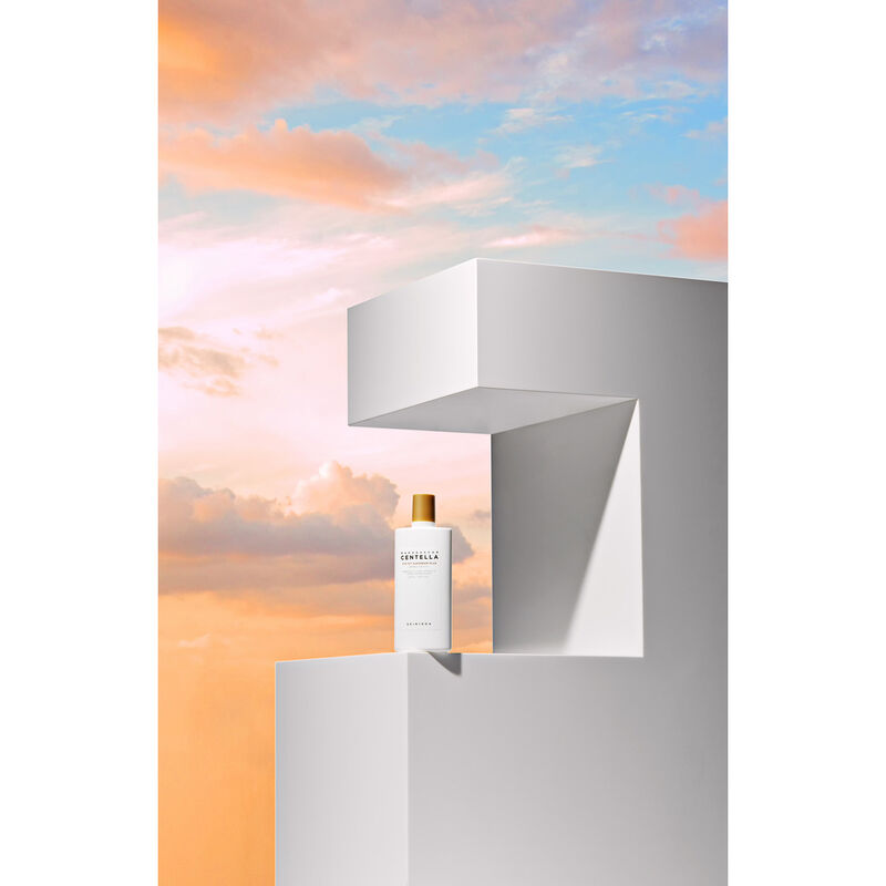 skin1004 madagascar centella airfit suncream plus spf50+