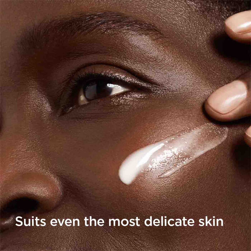 كلارنس برايت بلس لعلاج البقع الداكنة