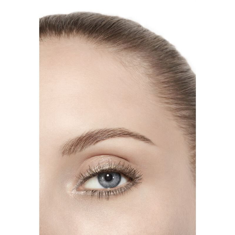 شانيل chanel ombre essentielle top coat multiuse eye top coat توب كوت للعينين متعدد الاستعمالات