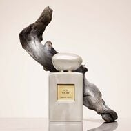 Privé Oud Nacre faces priv oud nacre