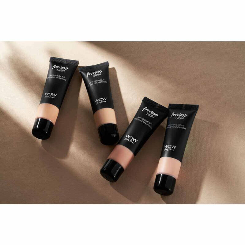 واو بيوتي فاونديشن فلوليس سكين