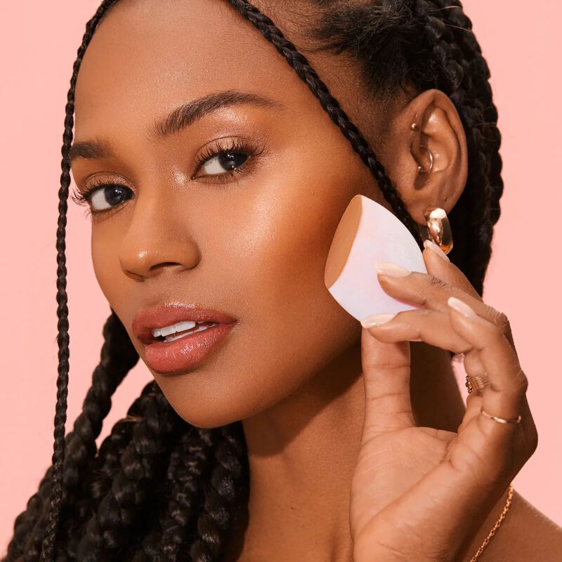 real techniques miracle powder sponge