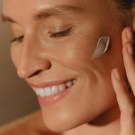 سونليا العناية ضد الشمس المكافحة للشيخوخة SPF50+ faces سونليا العناية ضد الشمس المكافحة للشيخوخة spf50
