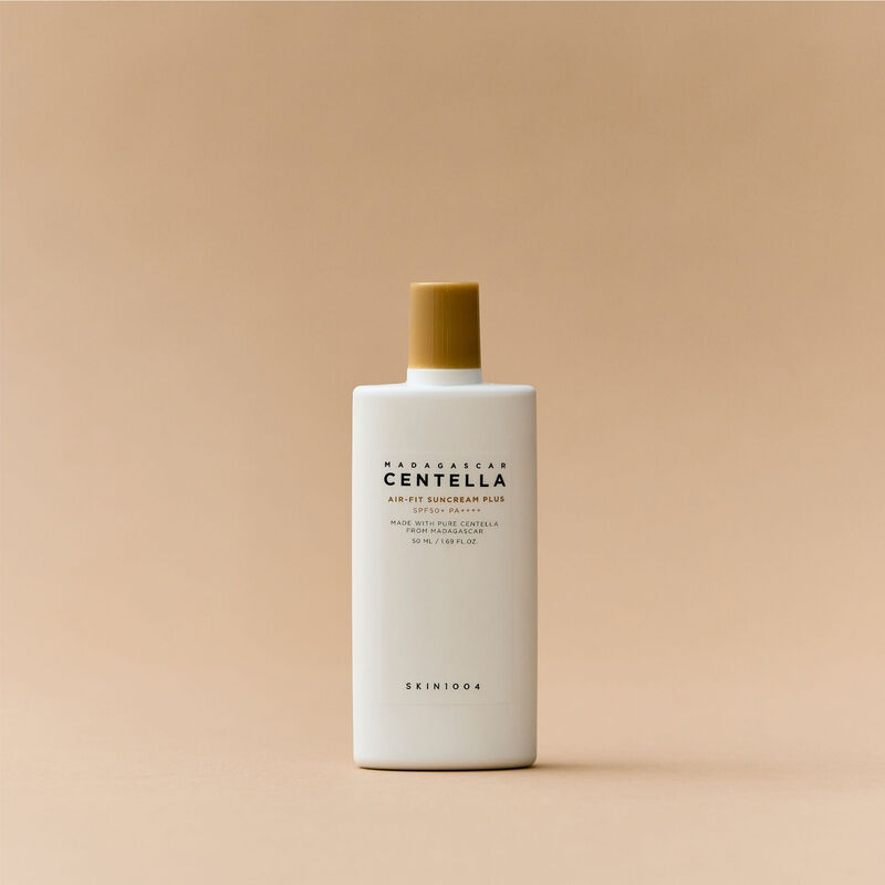 skin1004 madagascar centella airfit suncream plus spf50+