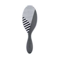 Original Detangler – Melody faces original detangler melody