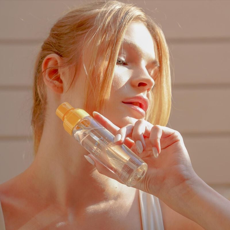 sesh happy shine  dry oil