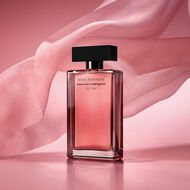 For Her Musc Noir Rose Eau de Parfum faces for her musc noir rose eau de parfum