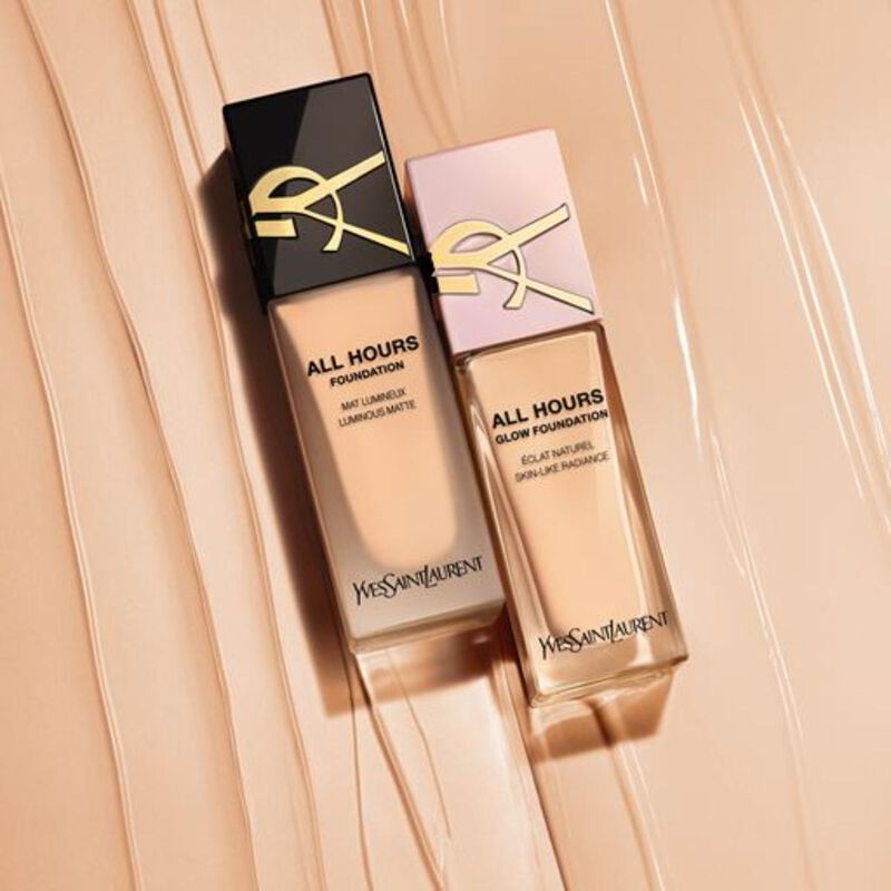 yves saint laurent all hours glow foundation lc4