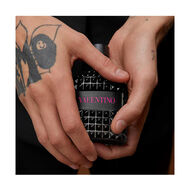 عطر بورن إن روما أومو إكسترا دوز faces عطر بورن إن روما أومو إكسترا دوز