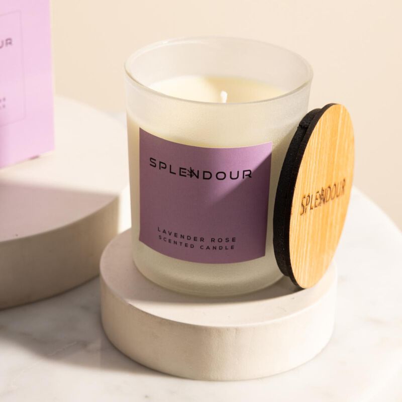 splendour شموع معطرة باللافندر 150 جم
