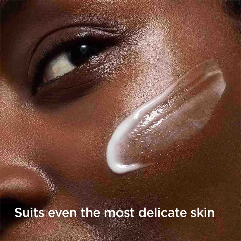 كلارنس برايت بلس لعلاج البقع الداكنة