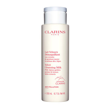 faces velvet cleansing milk