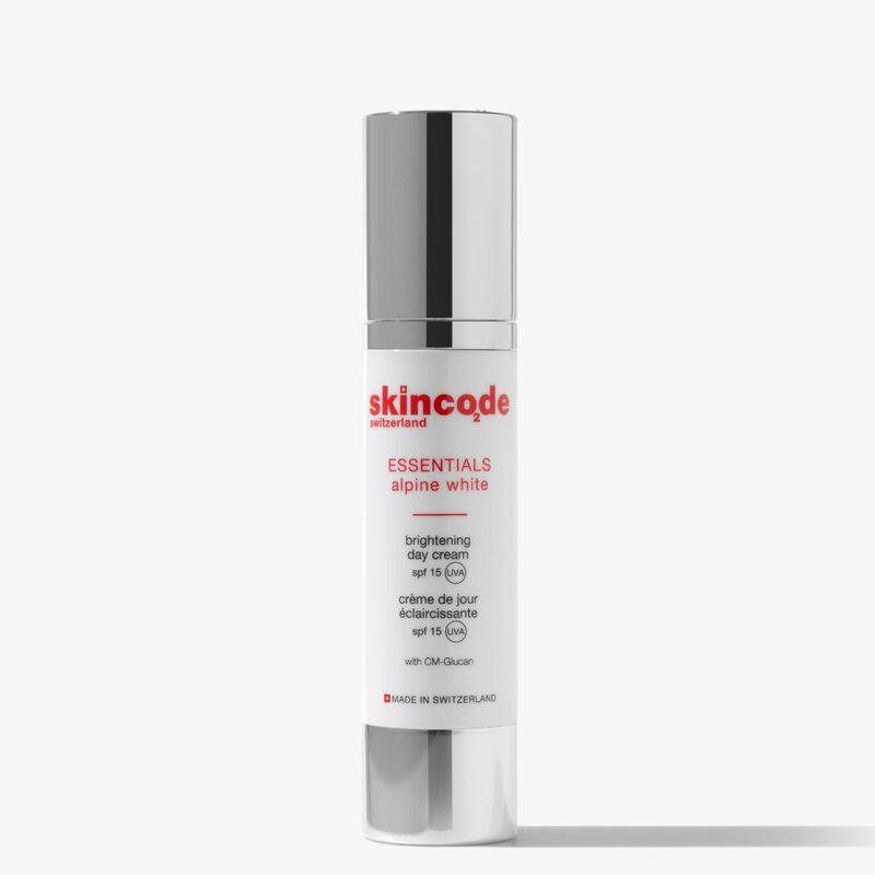 skincode كريم تفتيح وحمايه 15