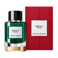 Emerald Musk faces emerald musk