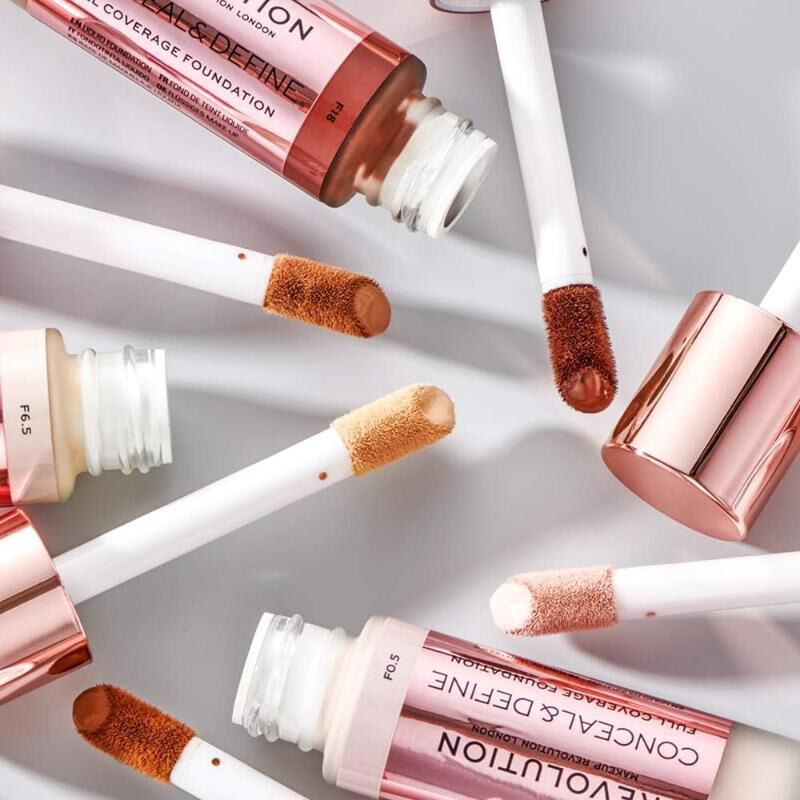 ريفلوشن فاونديشن كامل التغطية من ريفوليوشن f6 5n