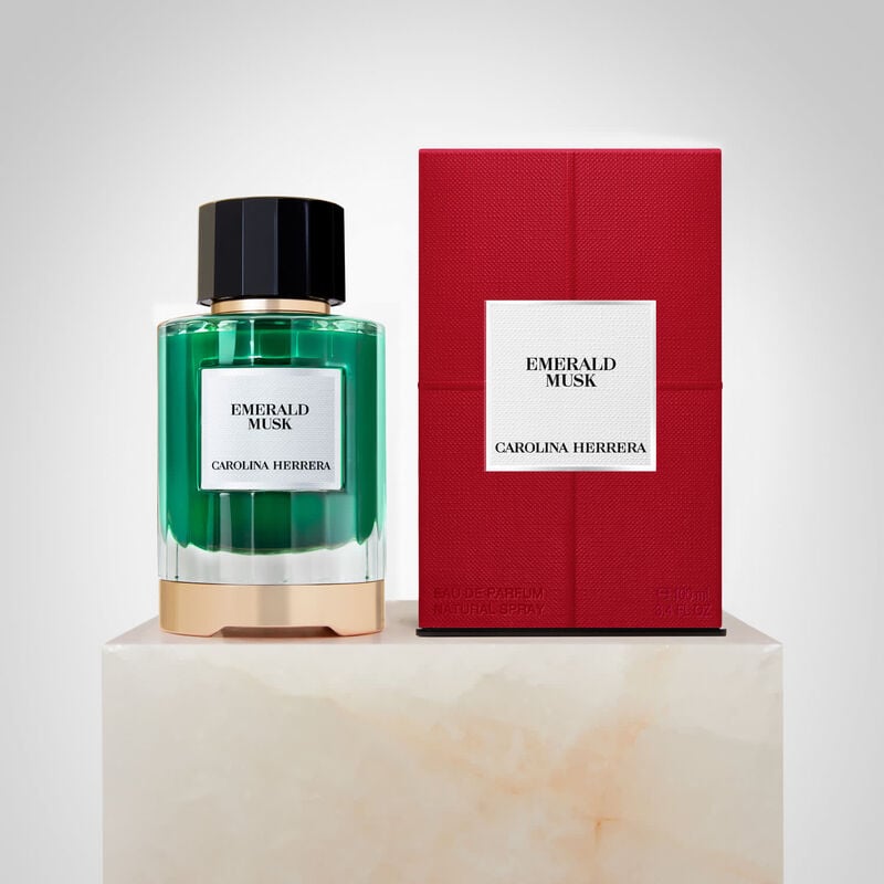carolina herrera emerald musk