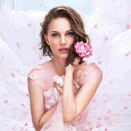 faces miss dior scented blooming powder 16g