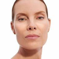 كريم أساس أُول آورز غلو faces كريم أساس أُول آورز غلو