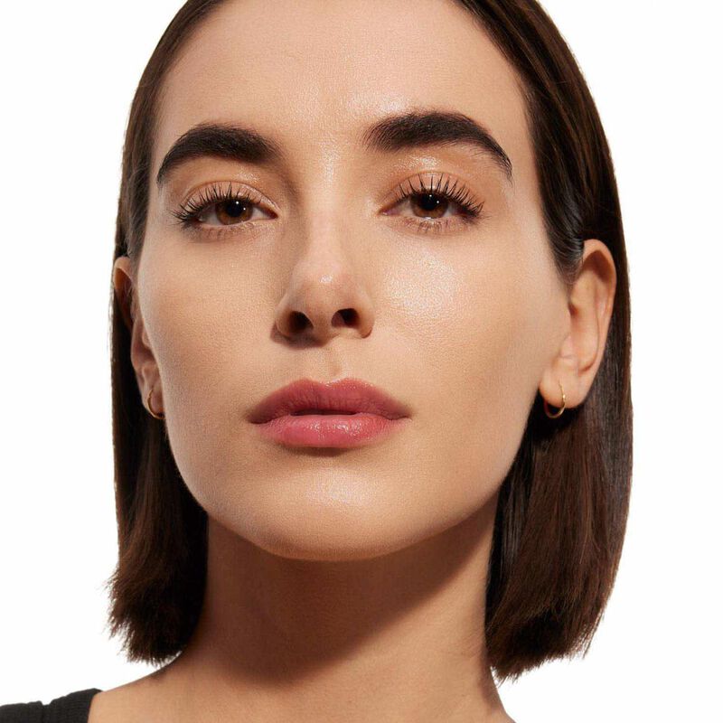 إيف سان لوران كريم أساس أُول آورز غلو