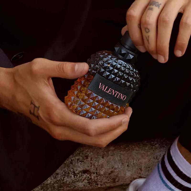 عطر بورن إن روما أومو فانتاسي أو دو بارفان فالنتينو عطر بورن إن روما أومو فانتاسي أو دو بارفان