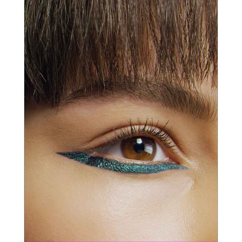 لوريال باريس ايلاينر مات سيغنيشر