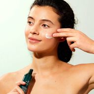 faces skin correcting moisturising fluid
