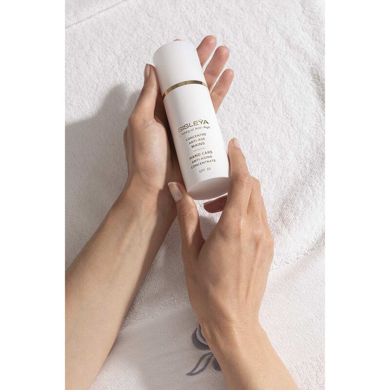 sisley sisleya l'integral antiage hand care antiageing cream