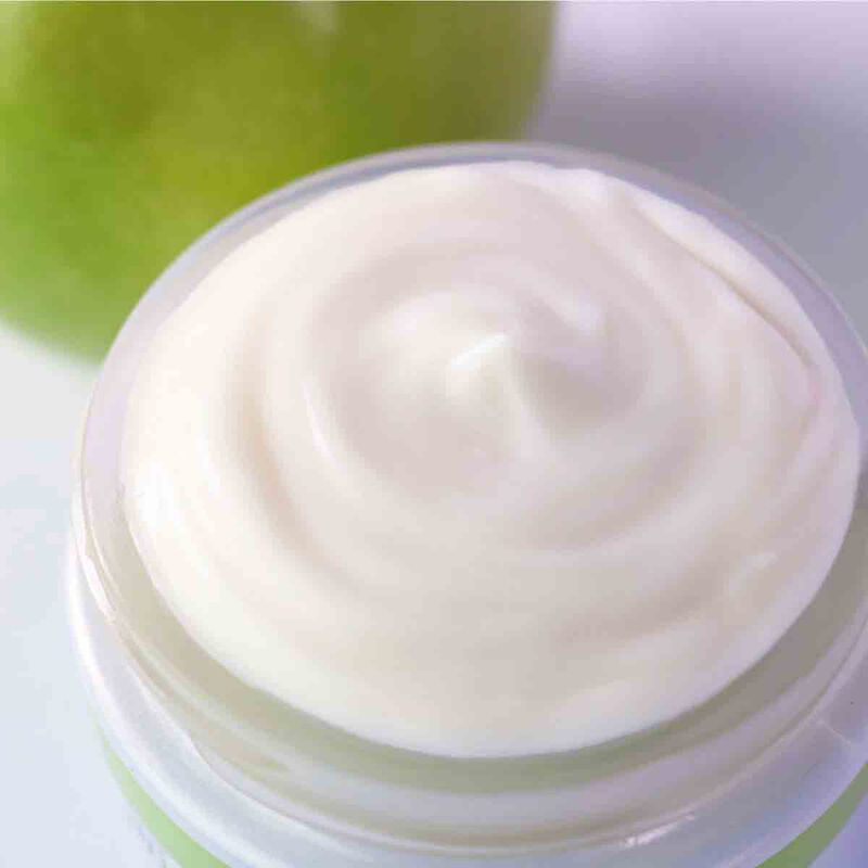 Juice Beauty Green Apple Age Defy Moisturiser 60ml juice beauty juice beauty green apple age defy moisturiser 60ml