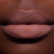 faces روج سائل مطفي إير بلور من ريفوليوشن شوفور