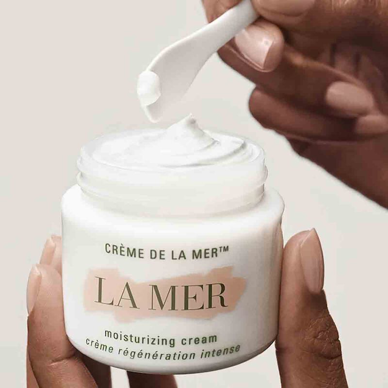 Crème de la Mer Moisturizer la mer creme de la mer moisturizer